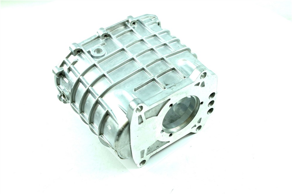 Картер коробки передач ГАЗ-31029