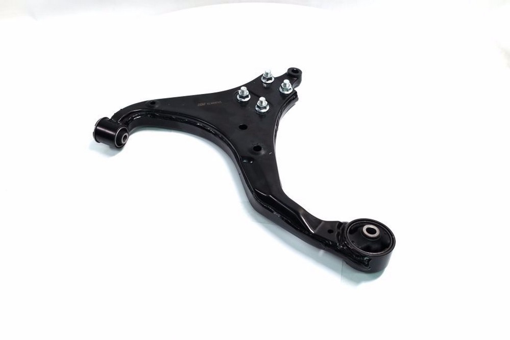Рычаг подвески передний правый нижний HYUNDAI Tucson 04-13, KIA Sportage 04-10