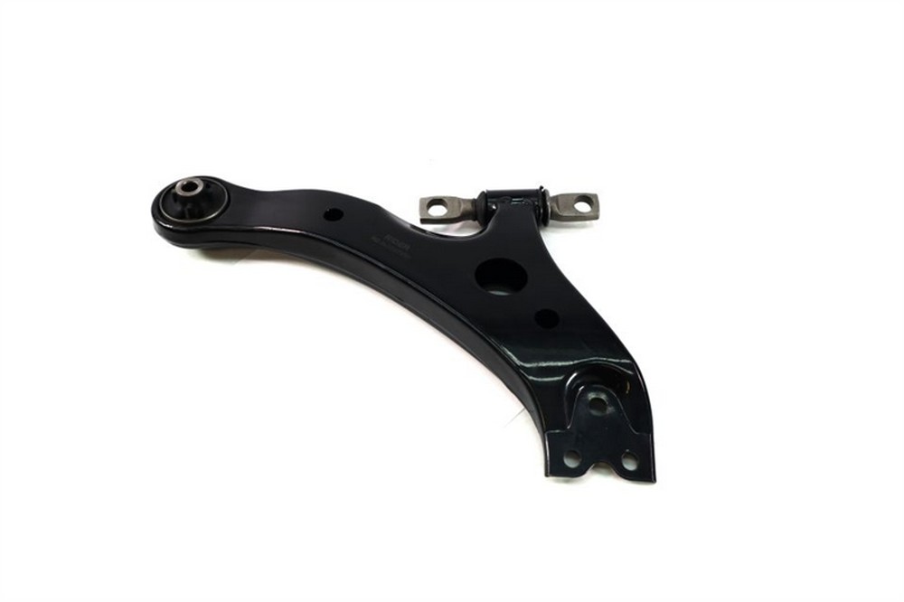 Рычаг подвески передней правый TOYOTA CAMRY 30, 40, 50, HIGHLANDER 00-, LEXUS