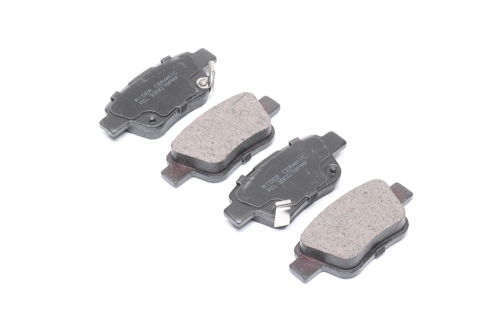 Колодки тормозные дисковые задние TOYOTA AVENSIS 03-08, линейка CERAMIC