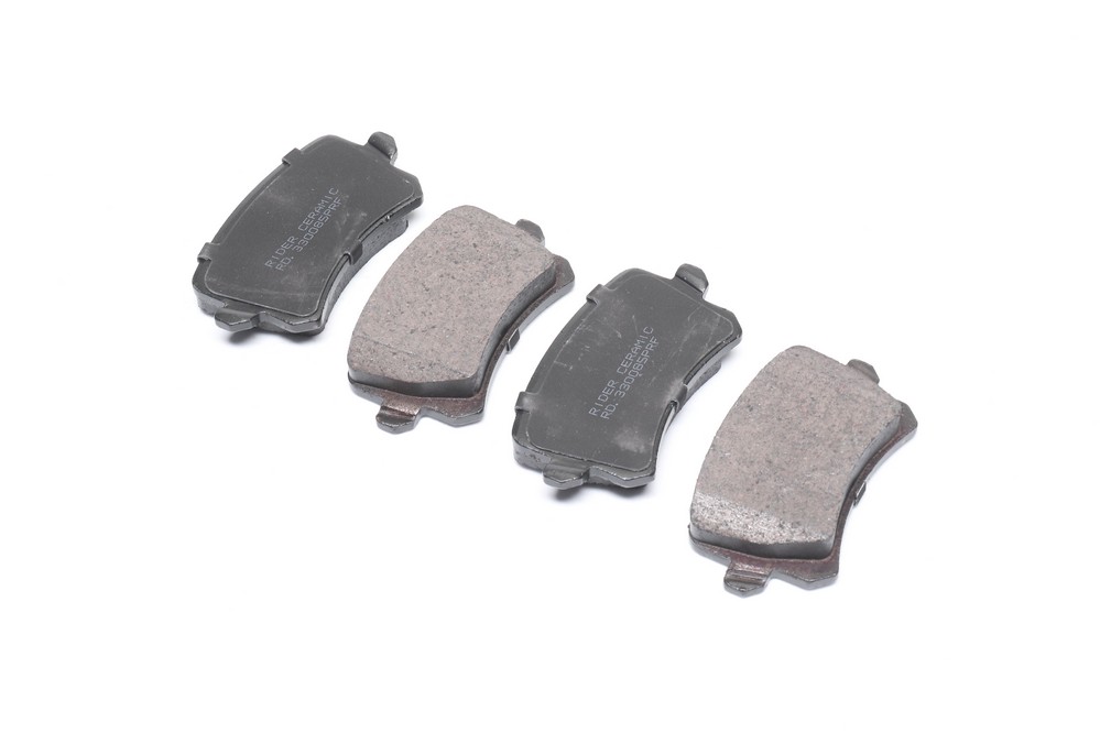 Колодки тормозные дисковые задние VOLKSWAGEN PASSAT 05-, линейка CERAMIC