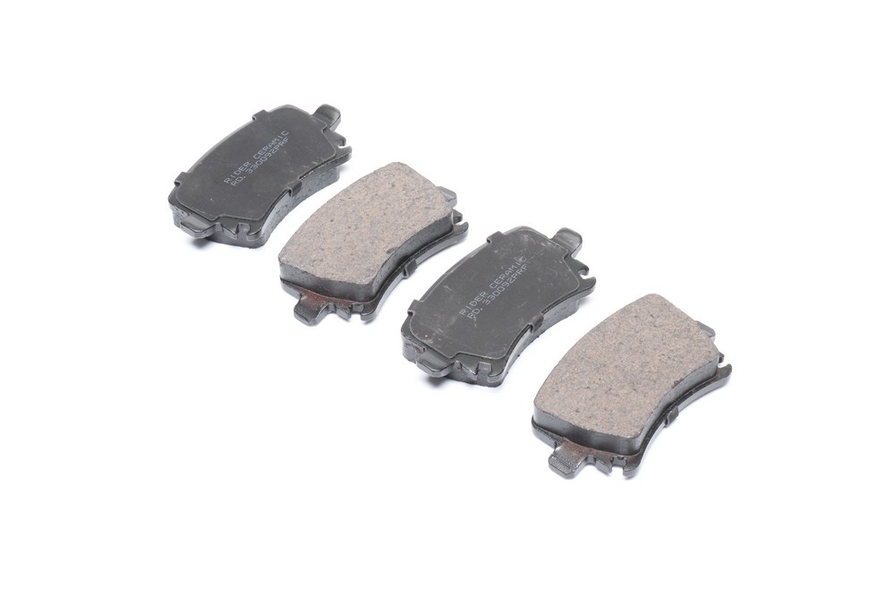 Колодки тормозные дисковые задние VOLKSWAGEN PASSAT, CADDY, SKODA OCTAVIA 05-, линейка CERAMIC