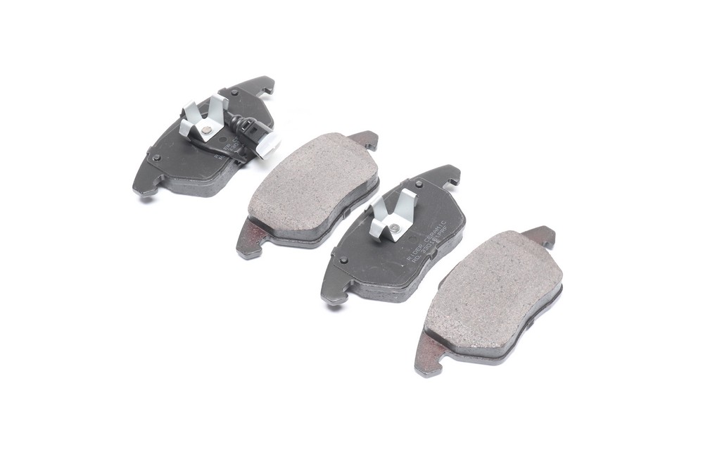 Колодки тормозные дисковые передние VOLKSWAGEN PASSAT, CADDY, SKODA OCTAVIA 05-, линейка CERAMIC