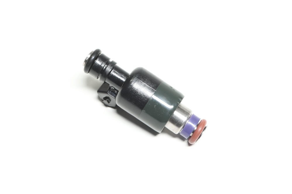 Форсунка топливная двигателя 1.6 л 16V CHEVROLET-DAEWOO